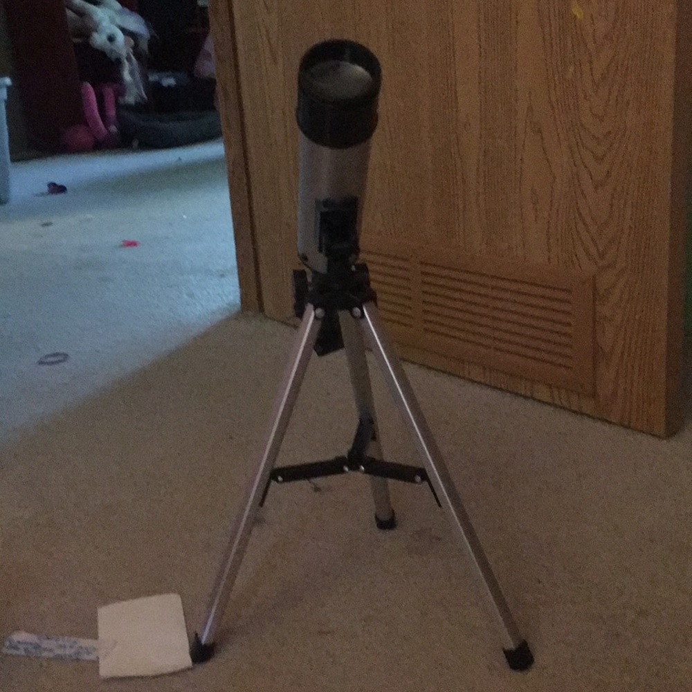 im selling a telescope